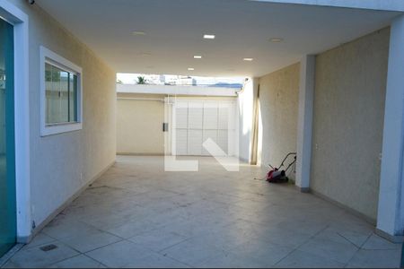 Garagem de casa de condomínio à venda com 4 quartos, 243m² em Anil, Rio de Janeiro