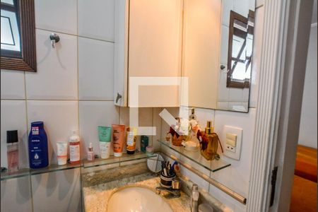 Banheiro da Suíte 2 de apartamento à venda com 3 quartos, 100m² em Jardim Bela Vista, Santo André