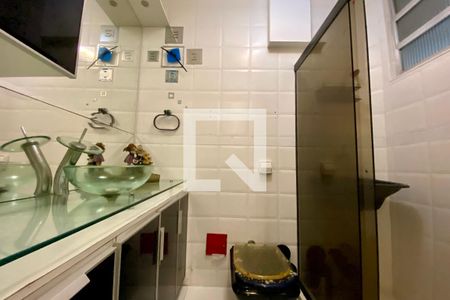 Banheiro de apartamento para alugar com 1 quarto, 58m² em Copacabana, Rio de Janeiro