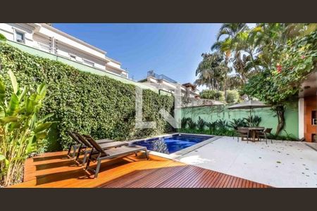 Casa à venda com 4 quartos, 418m² em Alto de Pinheiros, São Paulo