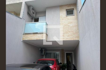 Casa à venda com 3 quartos, 144m² em Vila Carrão, São Paulo