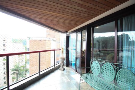 Varanda de apartamento à venda com 4 quartos, 275m² em Paineiras do Morumbi, São Paulo