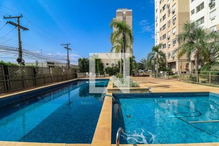 Área comum - Piscina de apartamento à venda com 2 quartos, 55m² em Humaitá, Porto Alegre