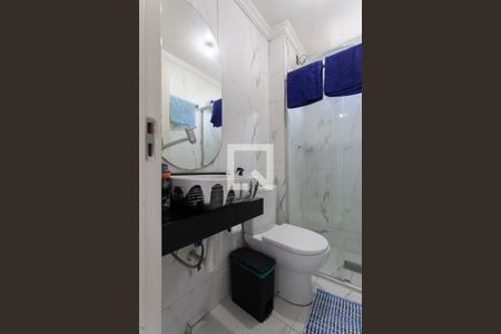 Banheiro  de apartamento à venda com 2 quartos, 70m² em Planalto, Belo Horizonte