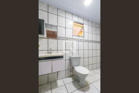 Banheiro de casa para alugar com 2 quartos, 50m² em Jardim Munhoz Junior, Barueri