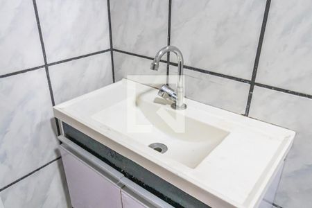 Banheiro de casa para alugar com 2 quartos, 50m² em Jardim Munhoz Junior, Barueri