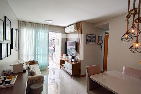 Sala de apartamento à venda com 3 quartos, 74m² em Jacarepaguá, Rio de Janeiro