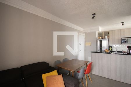 Sala de apartamento para alugar com 2 quartos, 47m² em Parque Edu Chaves, São Paulo