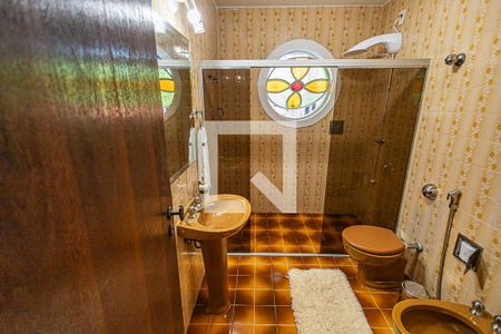 Banheiro de casa à venda com 4 quartos, 475m² em Itapoã, Belo Horizonte