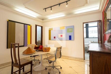 Sala de apartamento à venda com 3 quartos, 166m² em Bela Vista, São Paulo