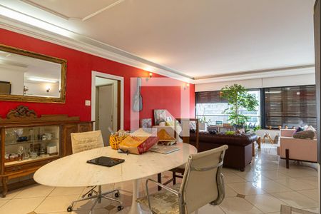 Sala de apartamento à venda com 3 quartos, 166m² em Bela Vista, São Paulo