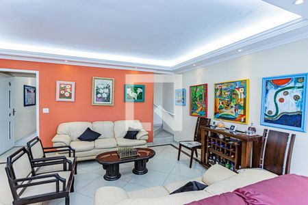 Sala de casa à venda com 4 quartos, 180m² em Vila Picinin, São Paulo