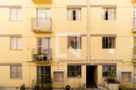 Vista Área de Serviço de apartamento para alugar com 2 quartos, 55m² em Jardim Lajeado, São Paulo