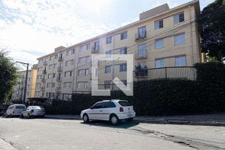 Fachada de apartamento para alugar com 2 quartos, 55m² em Jardim Lajeado, São Paulo