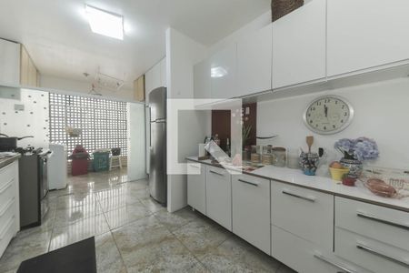 Cozinha de apartamento para alugar com 3 quartos, 110m² em Itaim Bibi, São Paulo