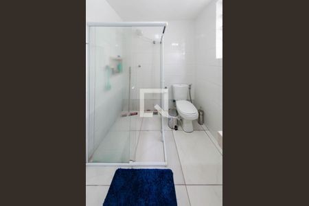 Banheiro de apartamento à venda com 2 quartos, 80m² em Alto Barroca, Belo Horizonte