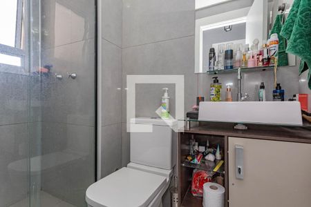 Banheiro de apartamento à venda com 2 quartos, 40m² em Jardim Santa Emilia, São Paulo