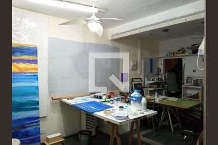 Casa à venda com 2 quartos, 149m² em Campo Belo, São Paulo