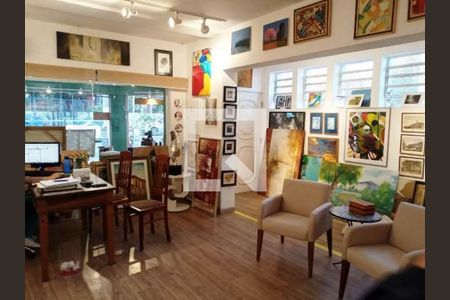 Casa à venda com 2 quartos, 149m² em Campo Belo, São Paulo