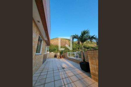 Apartamento à venda com 3 quartos, 160m² em Itaipu, Niterói