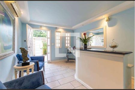 Casa à venda com 3 quartos, 608m² em Jardim Guedala, São Paulo