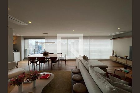 Apartamento à venda com 2 quartos, 154m² em Vila Nova Conceição, São Paulo