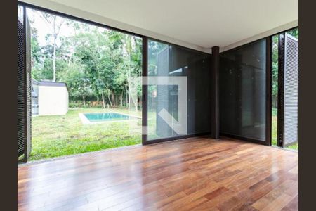 Casa à venda com 5 quartos, 734m² em Chácara Flora, São Paulo