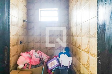 Lavabo de casa à venda com 5 quartos, 200m² em Ferreira, São Paulo