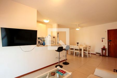 Sala de apartamento para alugar com 1 quarto, 64m² em Barra da Tijuca, Rio de Janeiro