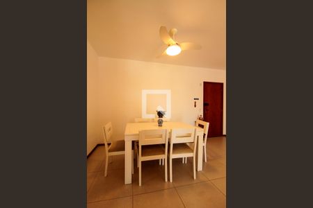 Sala de apartamento para alugar com 1 quarto, 64m² em Barra da Tijuca, Rio de Janeiro