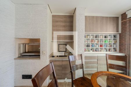 Sacada de apartamento à venda com 3 quartos, 123m² em Consolação, São Paulo