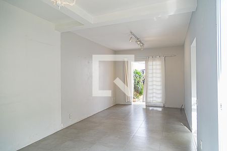 Sala de casa à venda com 3 quartos, 160m² em Vila da Saúde, São Paulo