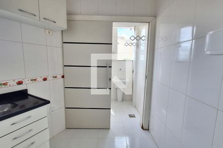 Cozinha de casa para alugar com 1 quarto, 77m² em Jardim Vinte E Cinco de Agosto, Duque de Caxias