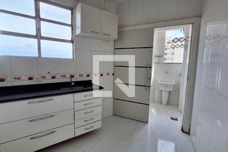 Cozinha de casa para alugar com 1 quarto, 77m² em Jardim Vinte E Cinco de Agosto, Duque de Caxias