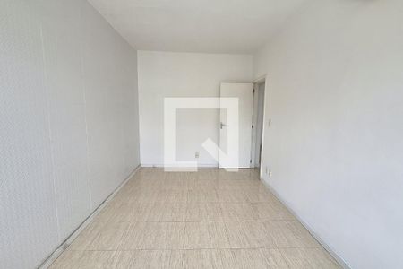 Quarto de casa para alugar com 1 quarto, 77m² em Jardim Vinte E Cinco de Agosto, Duque de Caxias