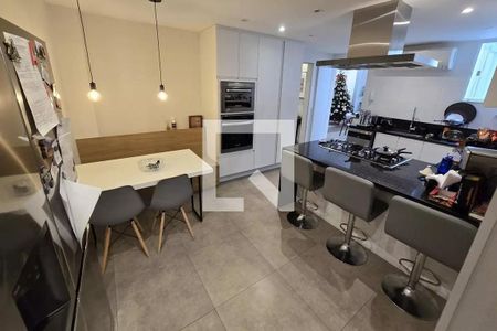Apartamento à venda com 3 quartos, 185m² em Copacabana, Rio de Janeiro