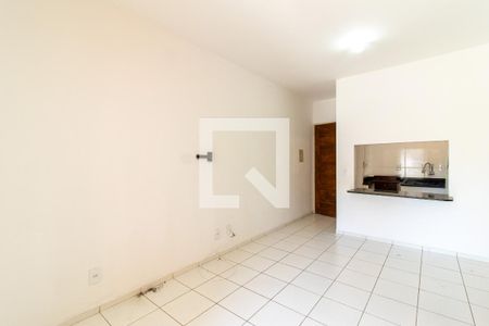 Sala/Quarto de apartamento para alugar com 1 quarto, 38m² em Bosque, Campinas