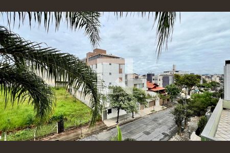 Vista da Sala de apartamento à venda com 4 quartos, 212m² em Castelo, Belo Horizonte