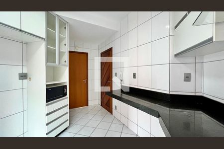 Cozinha de apartamento à venda com 4 quartos, 212m² em Castelo, Belo Horizonte