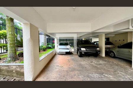 Garagem de apartamento à venda com 4 quartos, 212m² em Castelo, Belo Horizonte