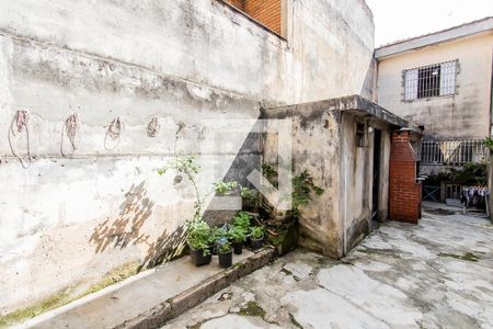 Quintal de casa à venda com 2 quartos, 98m² em Jardim Ponte Rasa, São Paulo