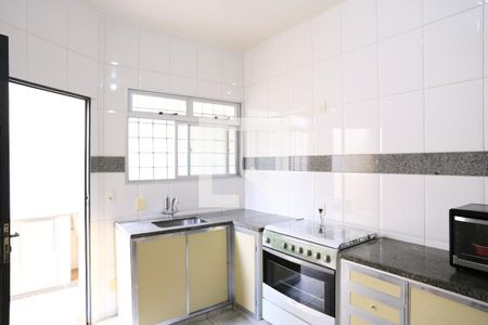 Cozinha de casa à venda com 5 quartos, 400m² em Concórdia, Belo Horizonte