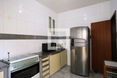 Cozinha de casa à venda com 5 quartos, 400m² em Concórdia, Belo Horizonte