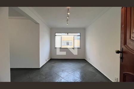 Sala  de apartamento para alugar com 3 quartos, 70m² em Alto de Pinheiros, São Paulo