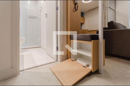 Cozinha de apartamento para alugar com 1 quarto, 27m² em Vila Mariana, São Paulo