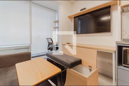 Cozinha de apartamento para alugar com 1 quarto, 27m² em Vila Mariana, São Paulo