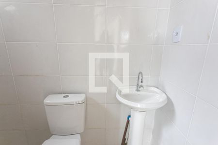 Banheiro de casa para alugar com 1 quarto, 50m² em Penha de França, São Paulo