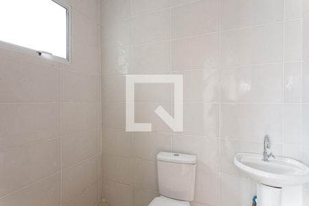 Banheiro de casa para alugar com 1 quarto, 50m² em Penha de França, São Paulo