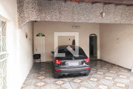 Garagem de casa à venda com 3 quartos, 360m² em Parque Recreio , Contagem
