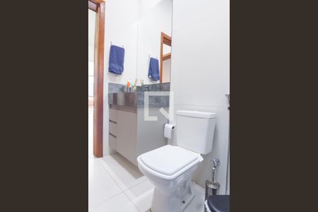 Banheiro Social de casa à venda com 3 quartos, 200m² em Parque do Engenho, Nova Lima